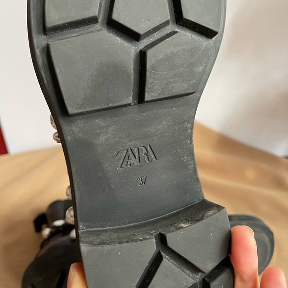 ZARA Women’s Pearl Studs Low Heels Black Ankle Boots - Picture 7 of 15